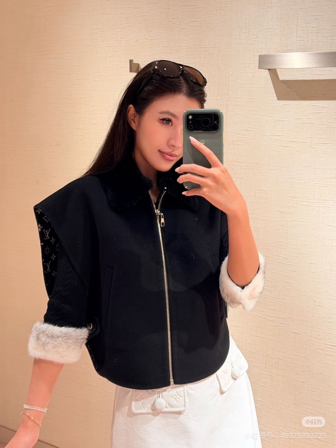 Loui 26fw fur-trim wool vest