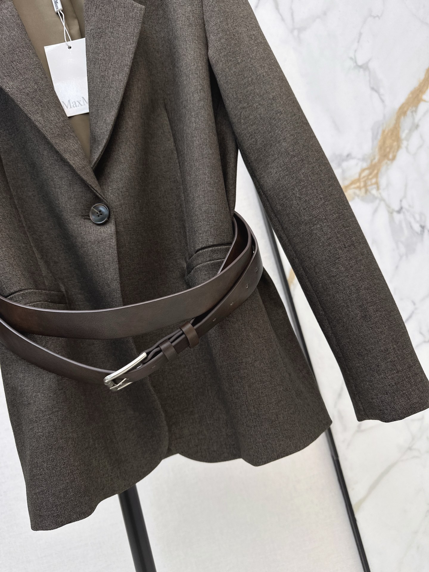 Max 26fw belted blazer