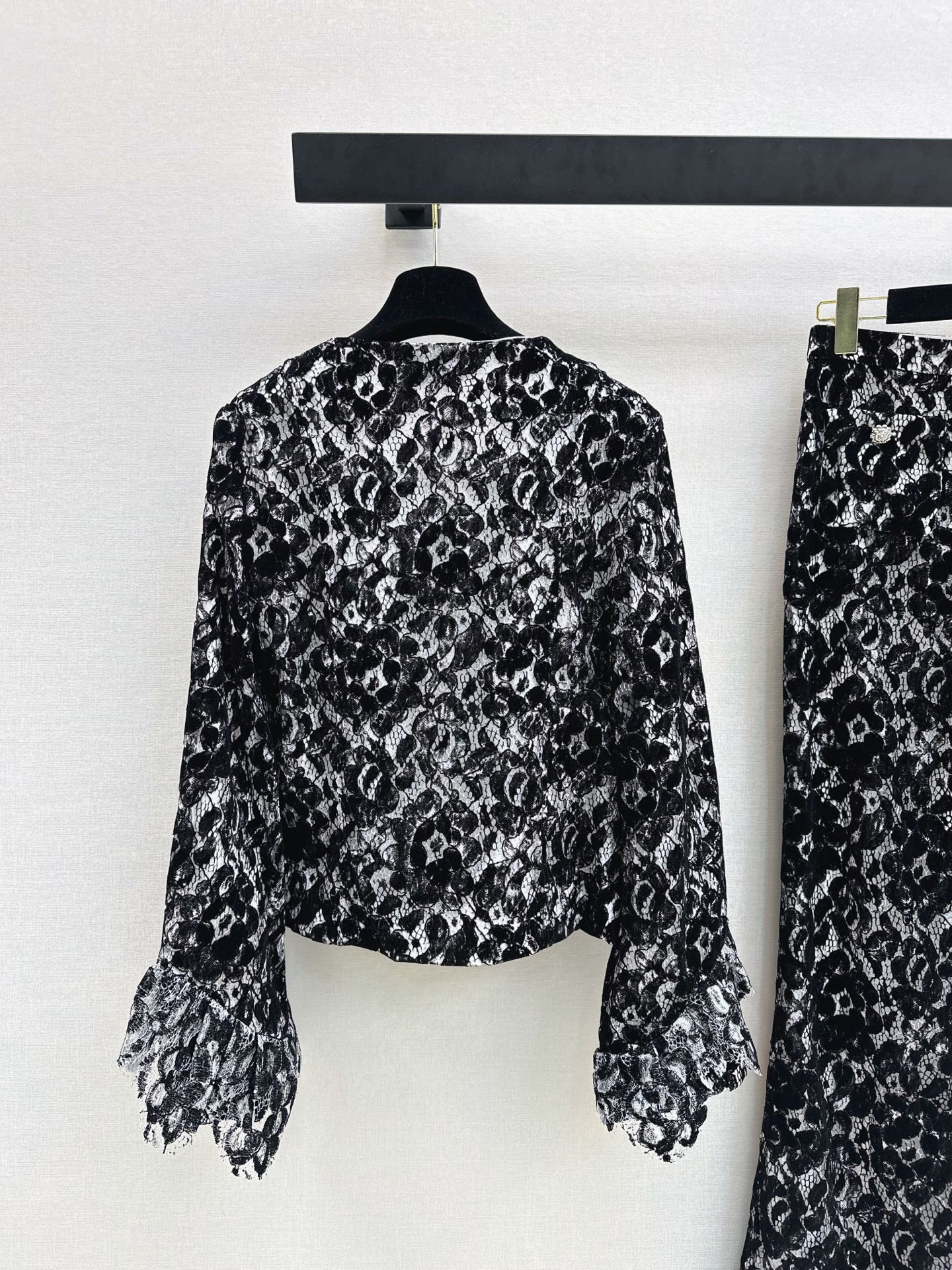 Chan 26fw lace jacket