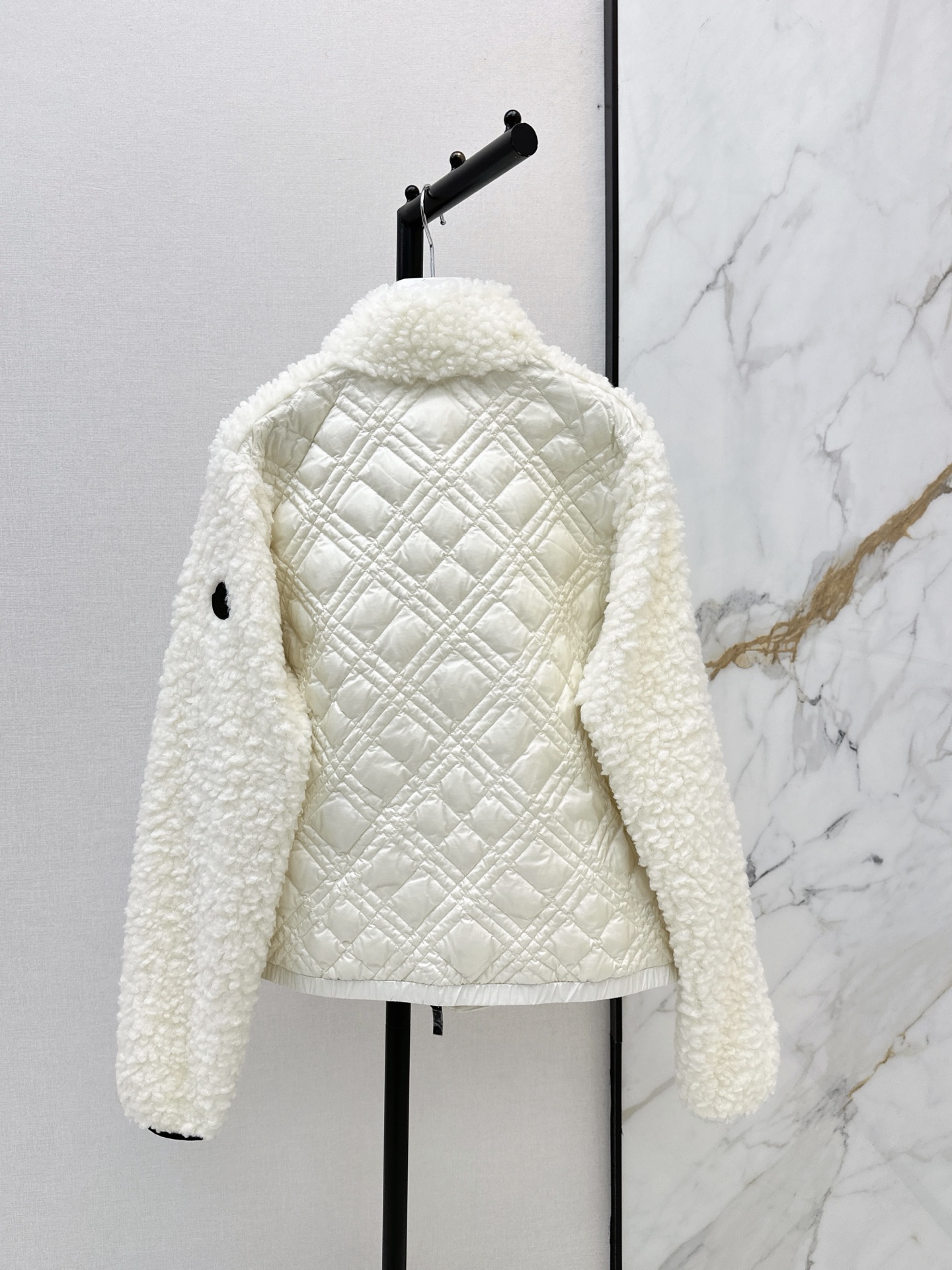 Monc 26fw sherpa stand-collar down jacket