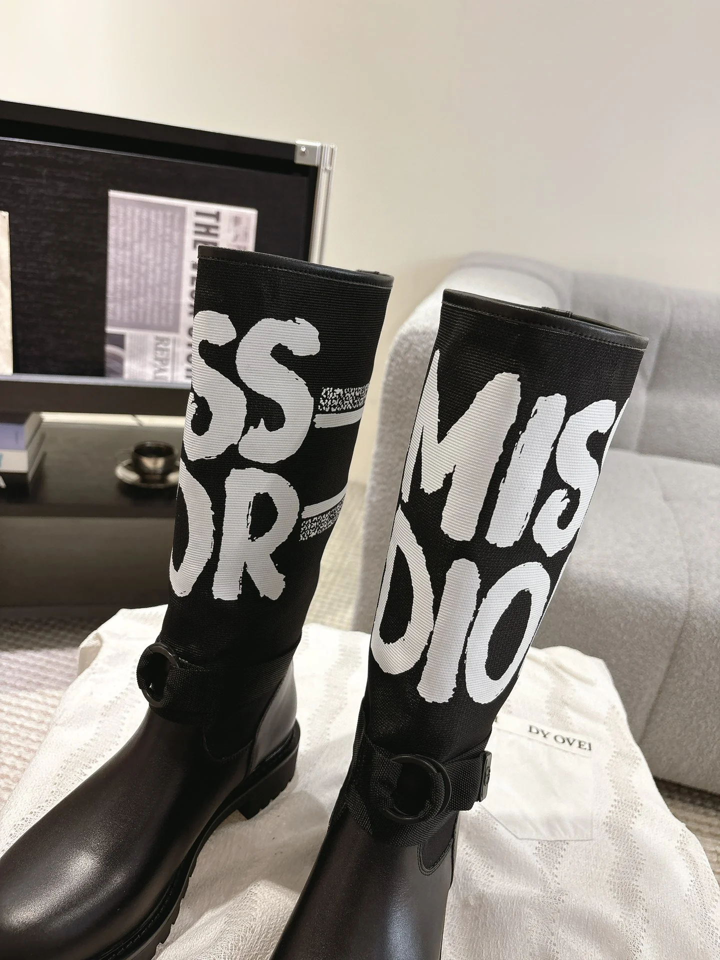 CD 25fw half boots