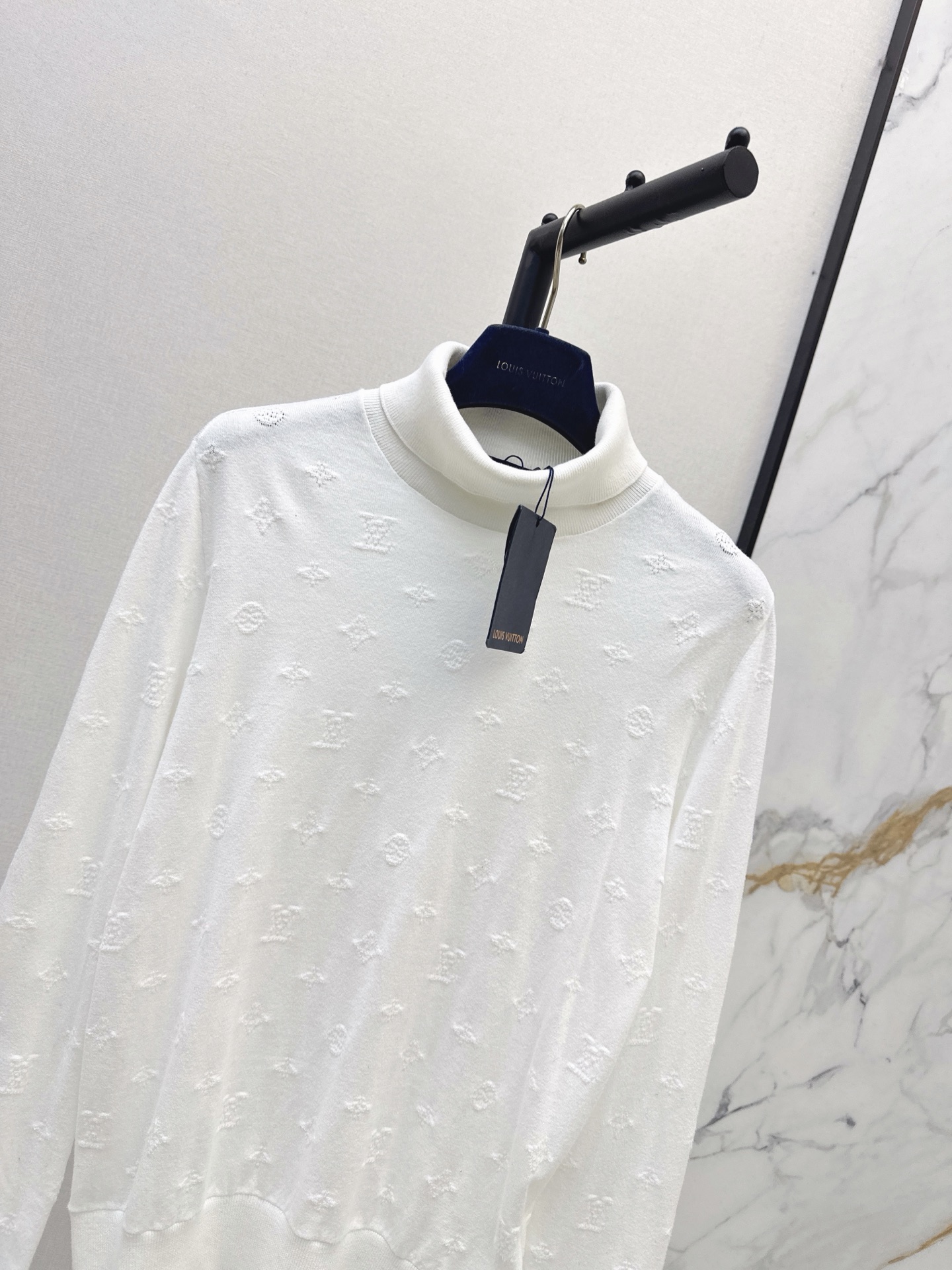 Loui 26fw knit basic tee