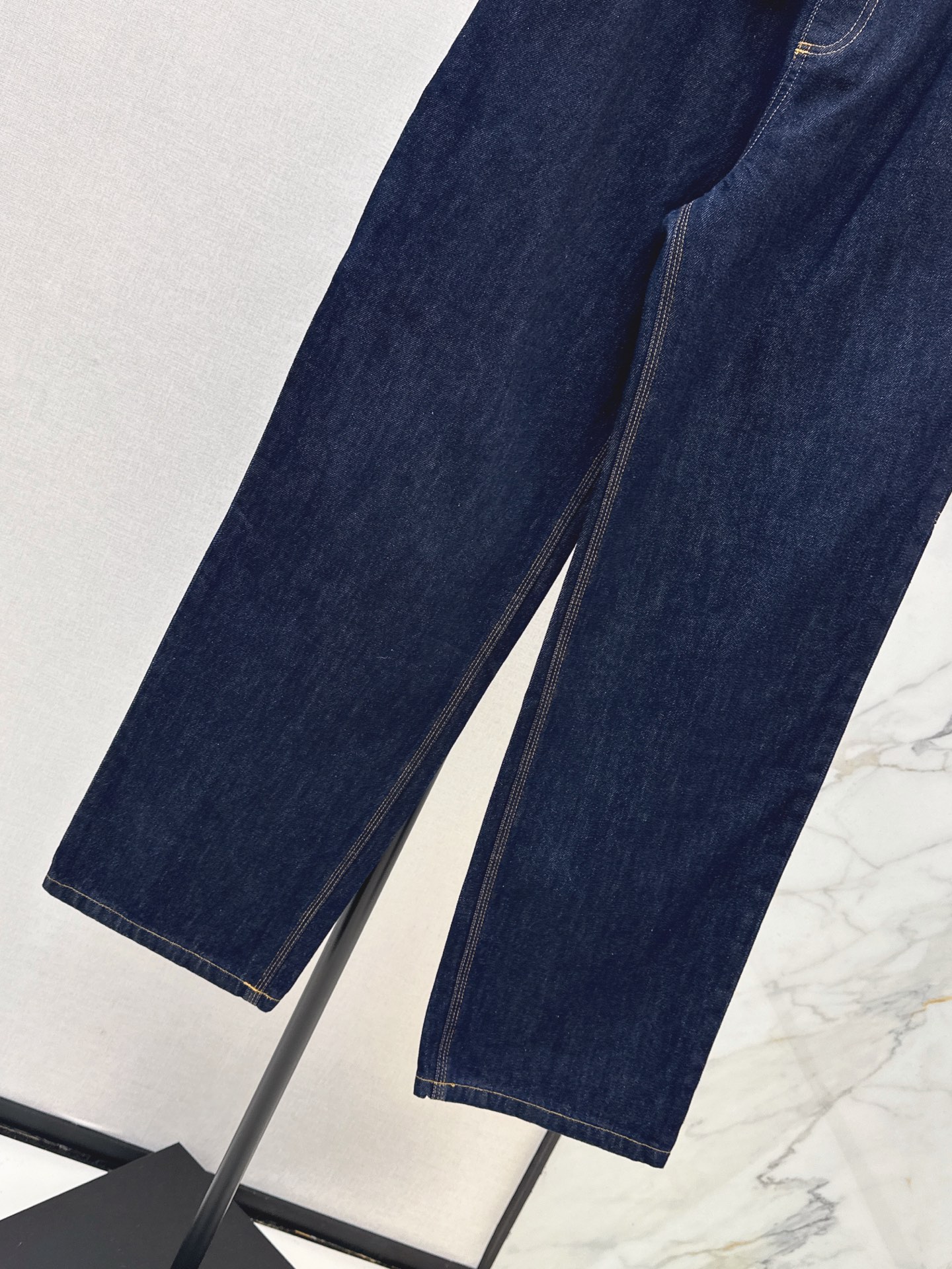 Chan 26fw cargo jeans