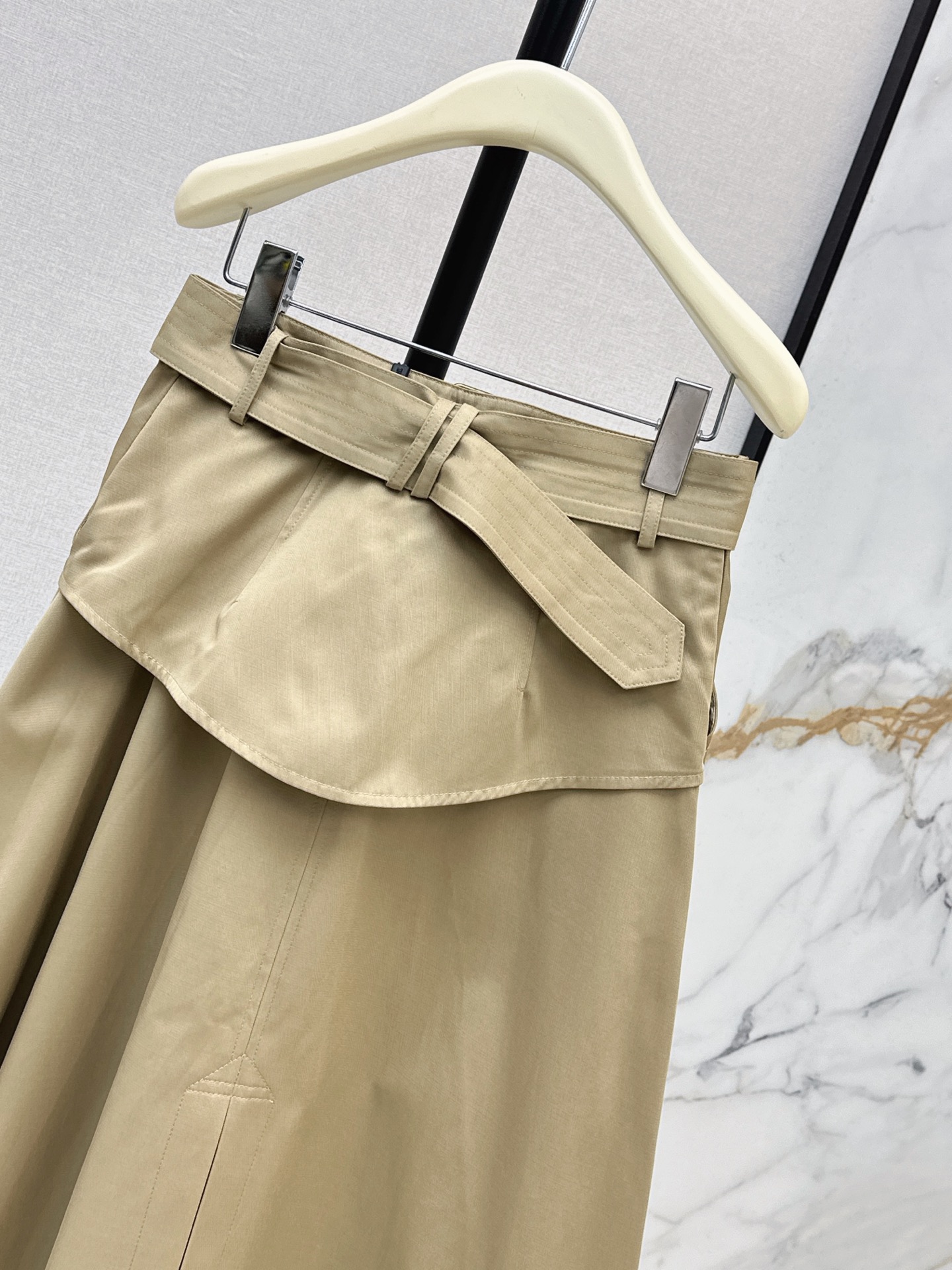 Bur 26fw asymmetric belted trench skirt