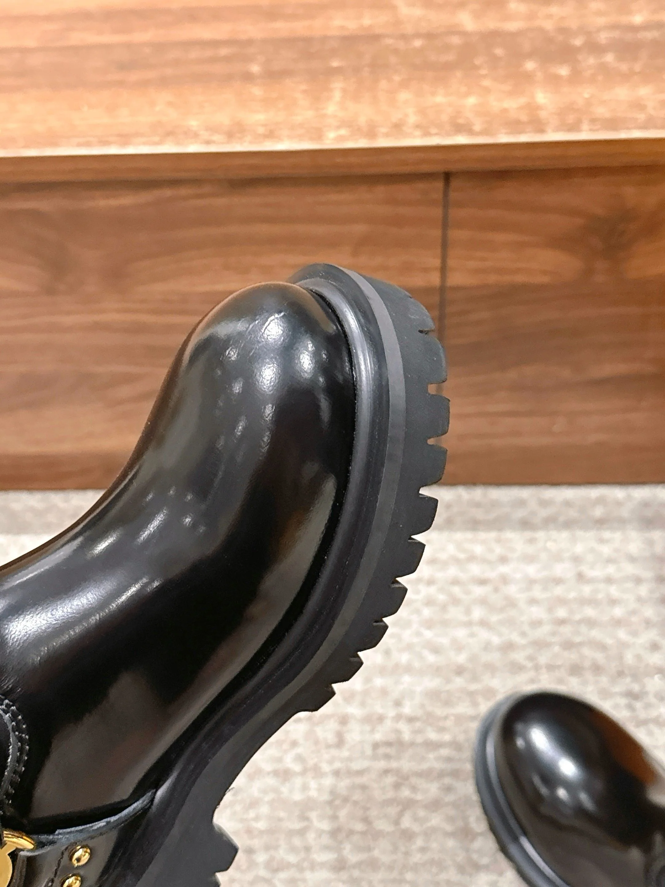 Loui 25fw boots