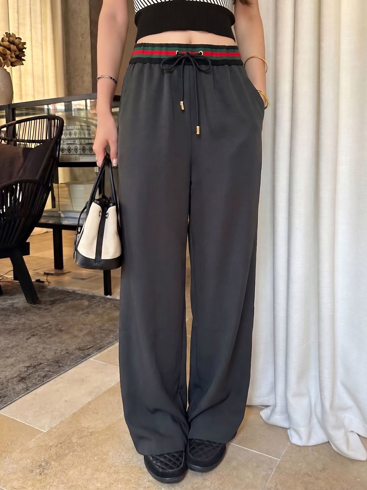 Guc 26fw straight-leg pants