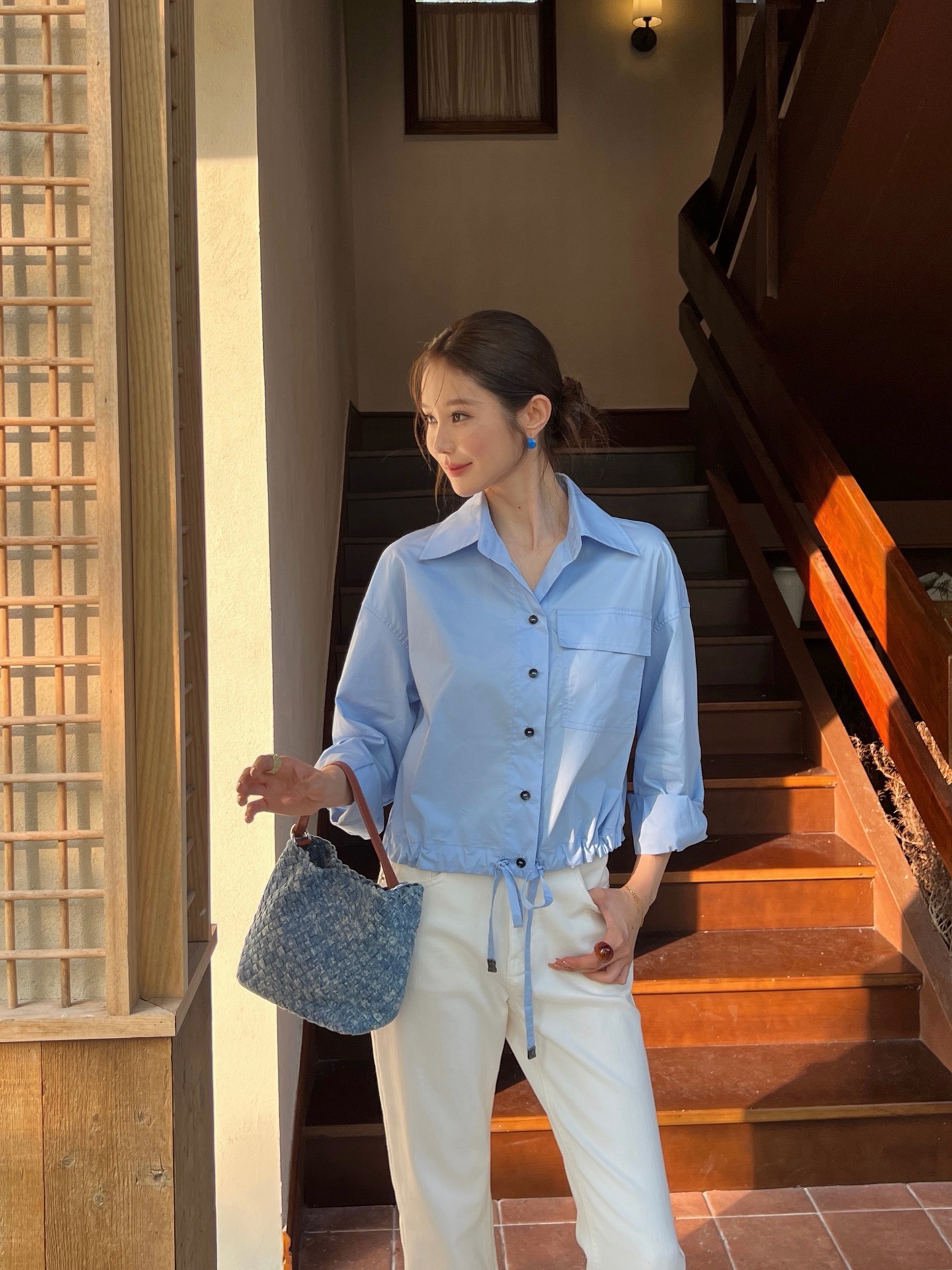 Brun 26fw cropped drawstring shirt