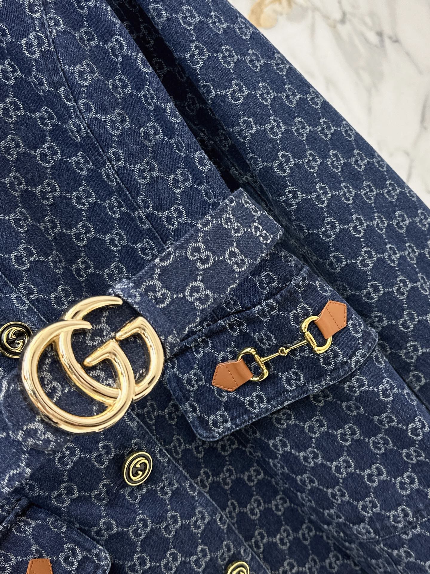 Guc 26fw jacquard belted jacket