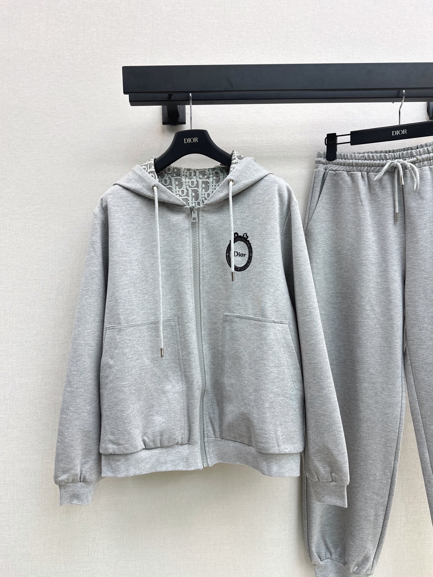 CD 26fw reversible hooded jacket pants sets