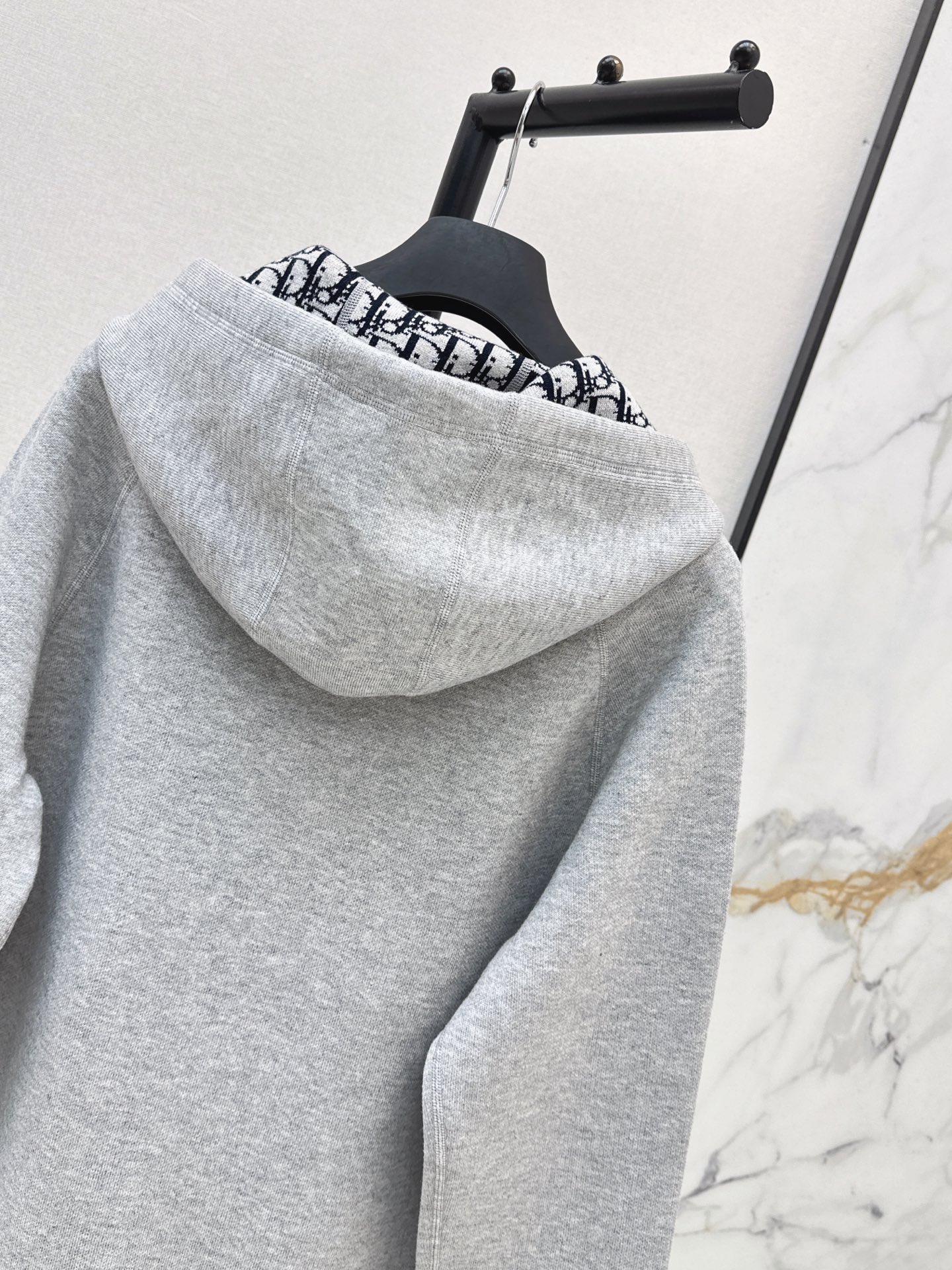 CD 26fw reversible hooded jacket