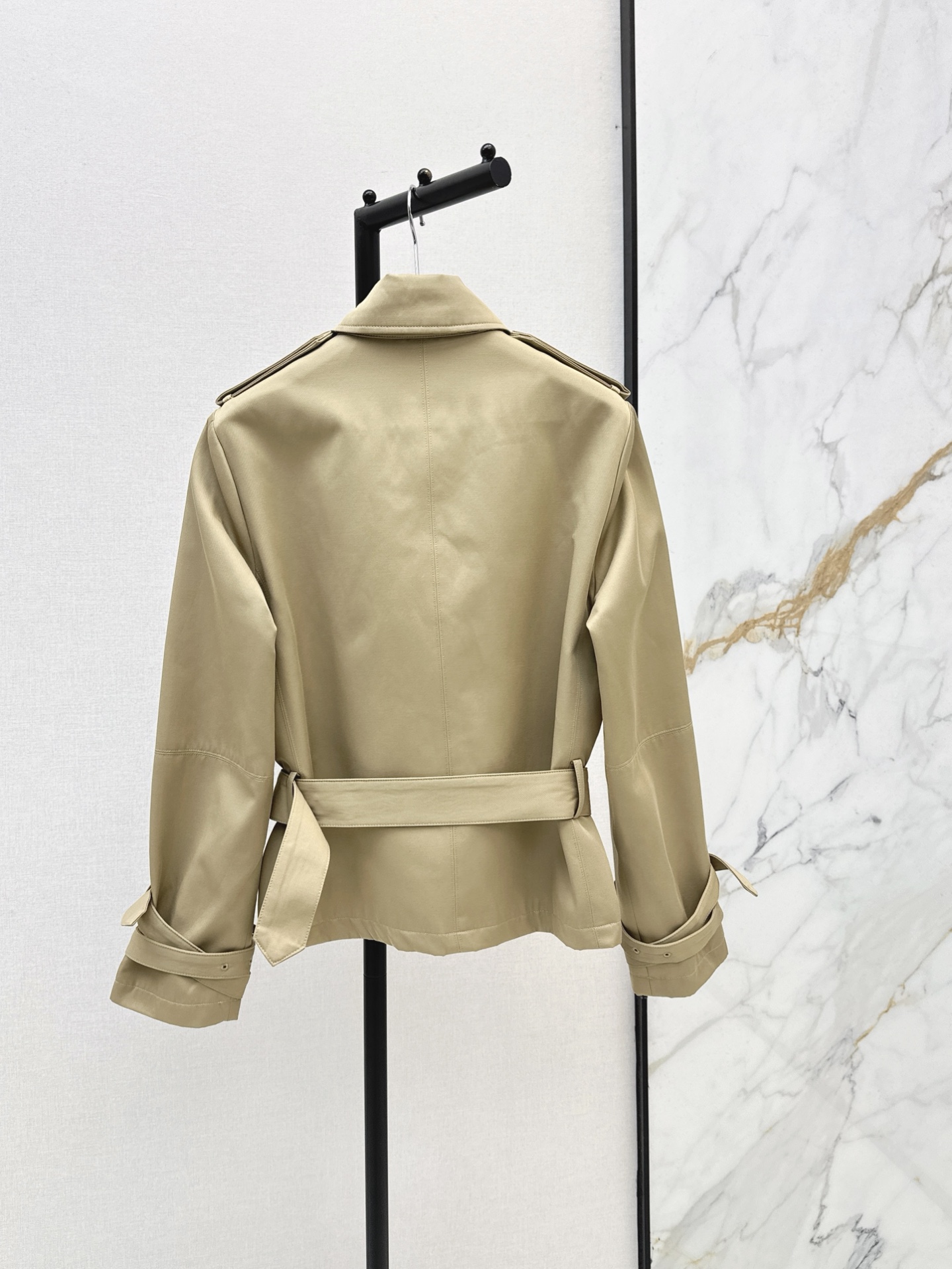 Bur 26fw cropped trench coats