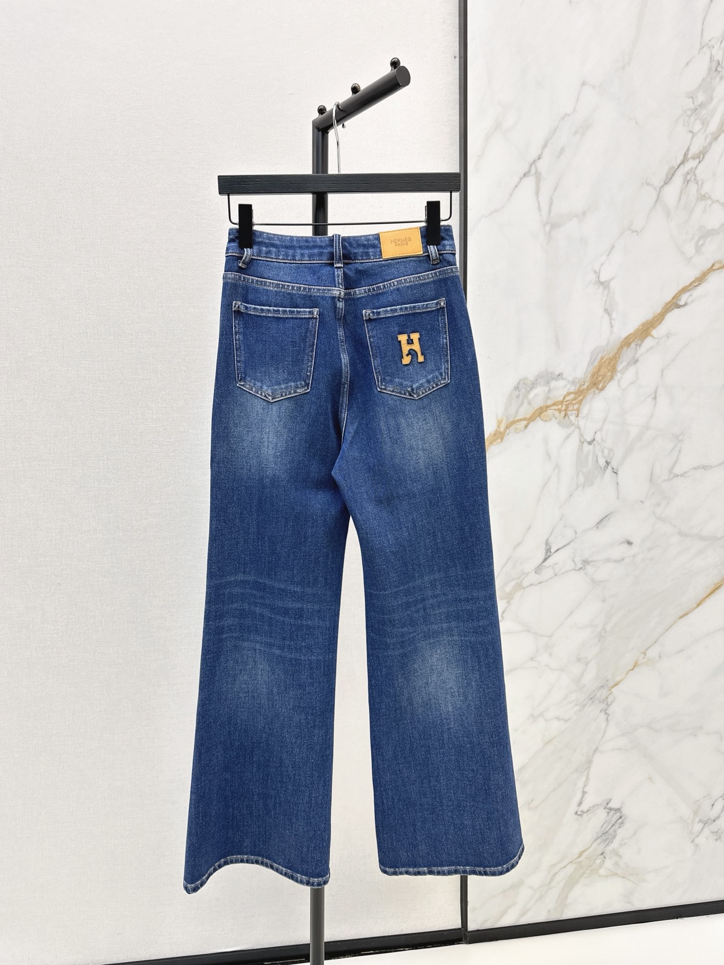 Her 26fw straight-leg jeans