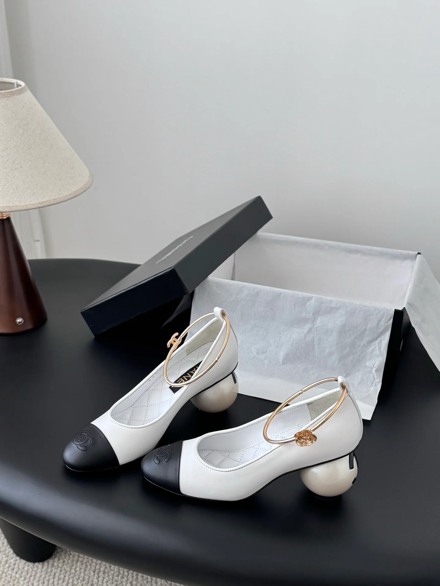Chan 25fw chunky heels
