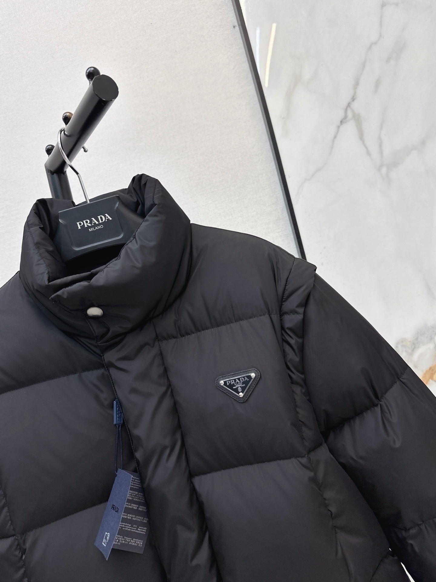 Pra 26fw detachable sleeve down jacket