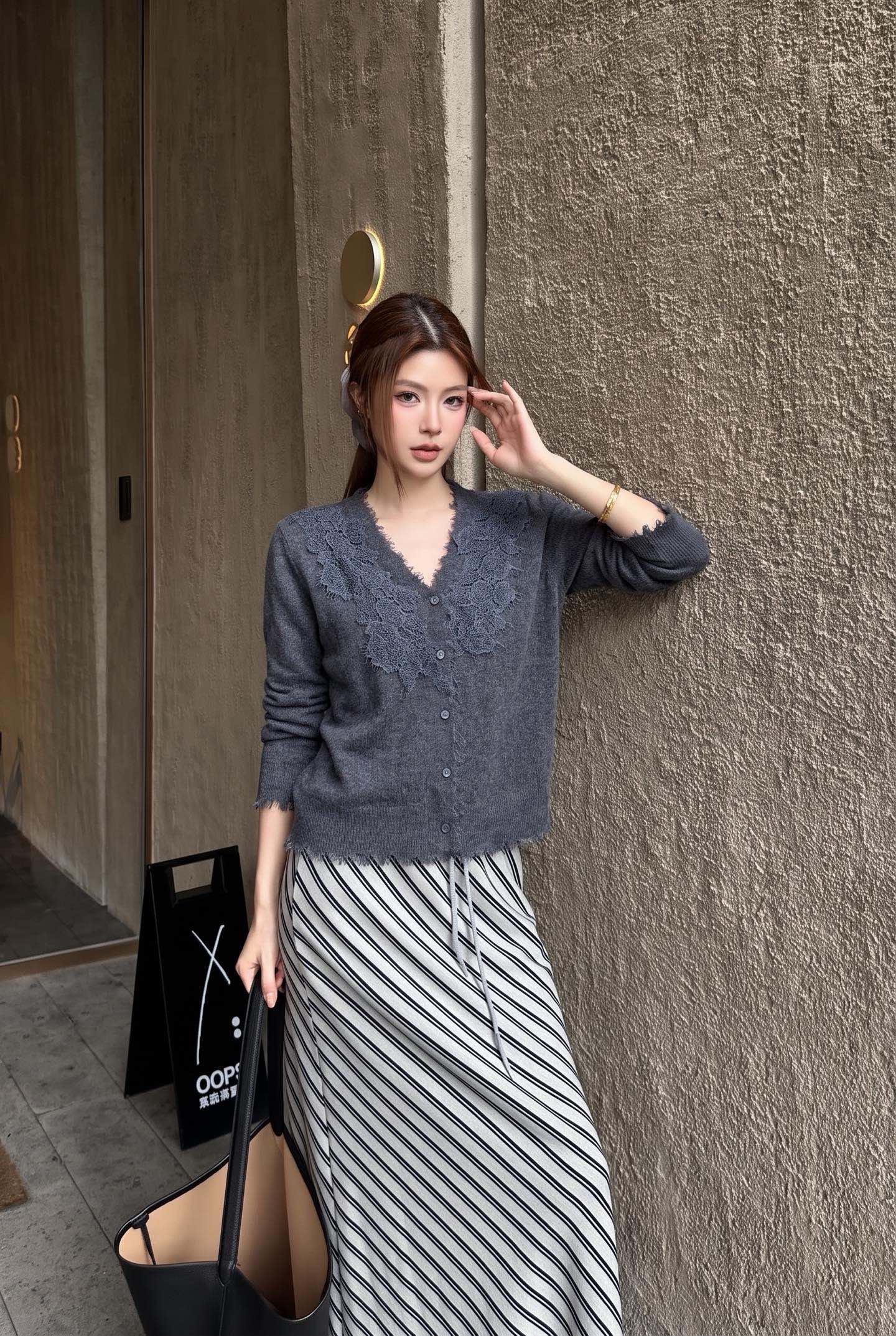 ES 26fw knit cardigan