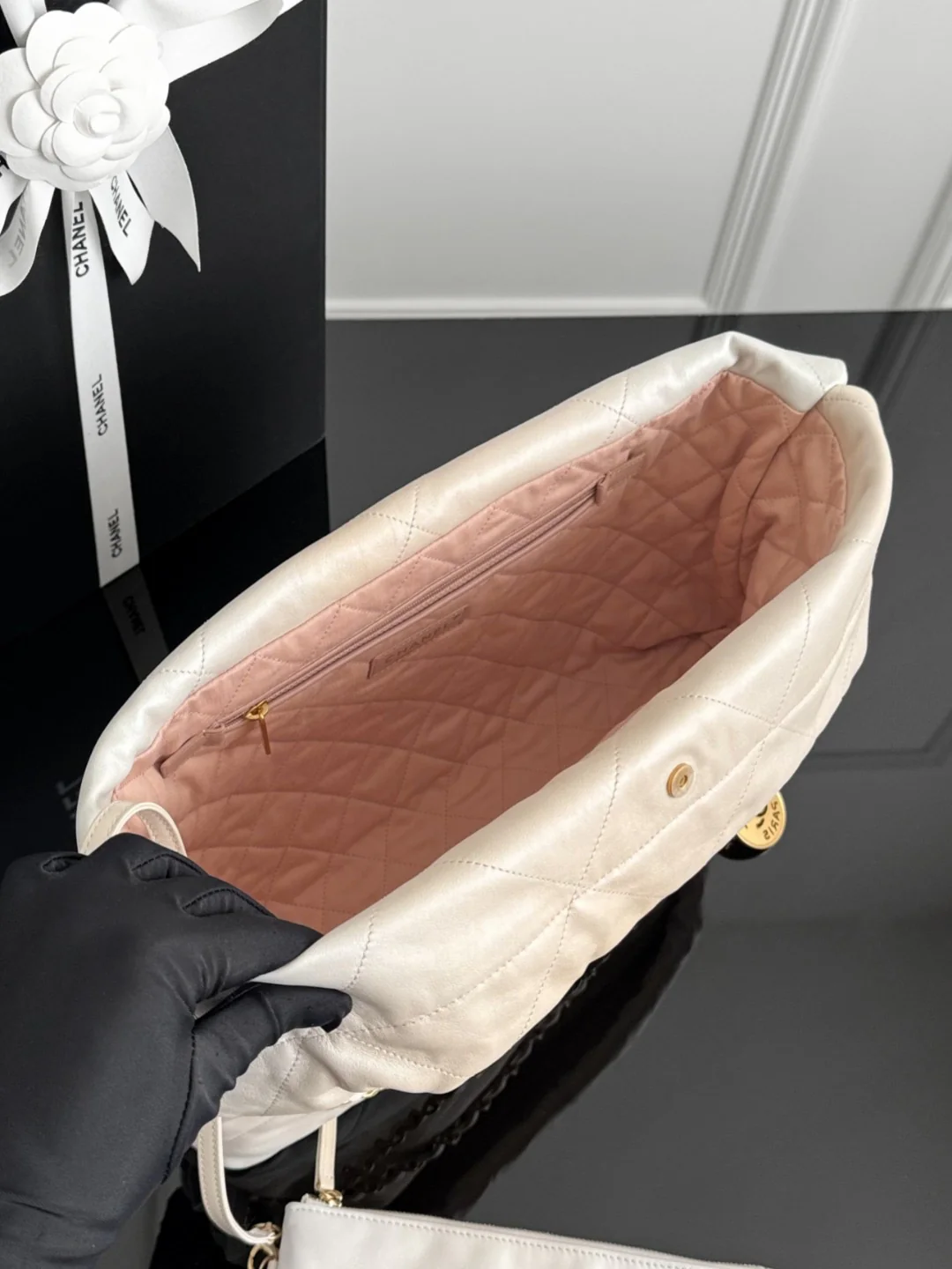 Chan 22 bag handbag