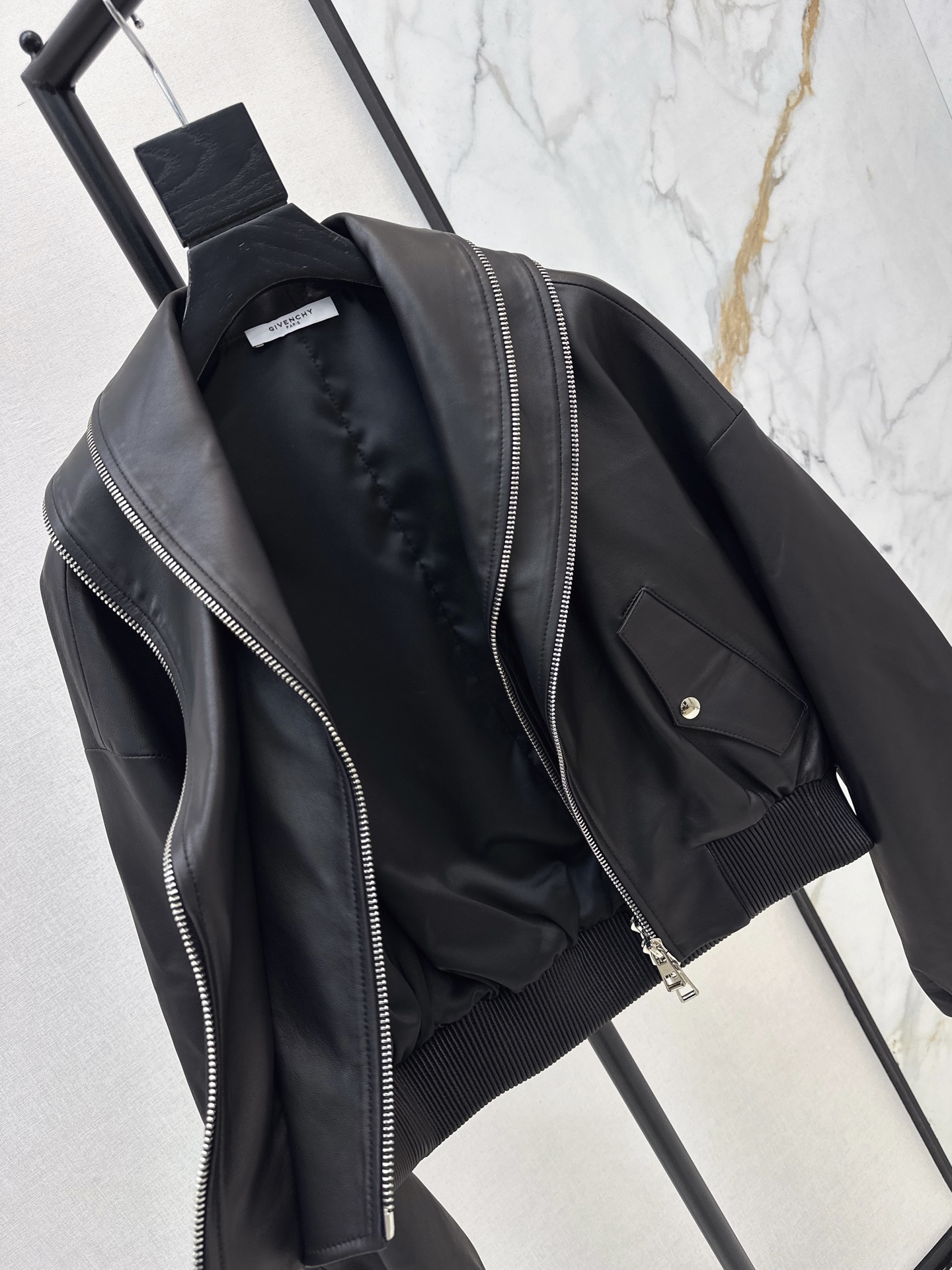 Giv 26fw leather zipper jacket