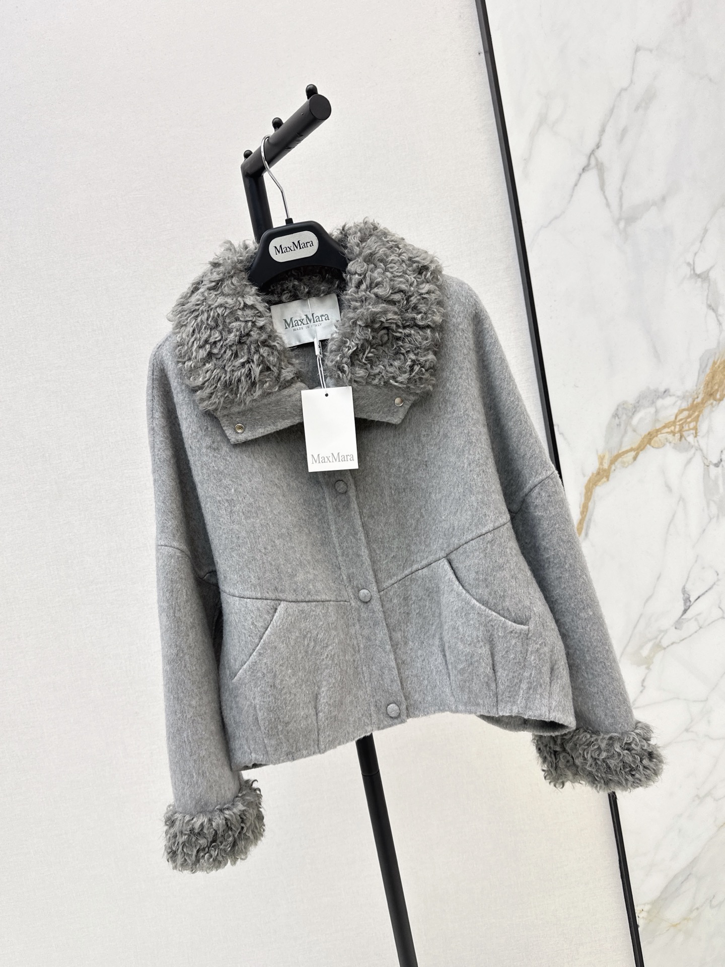 Max 26fw fur-trim woolen jacket