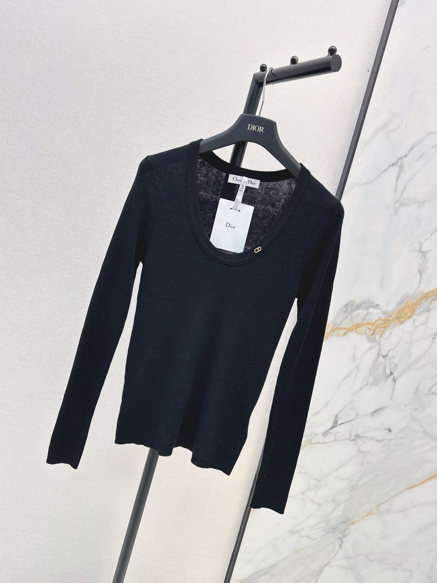 CD 26fw U-neck knit basic tee