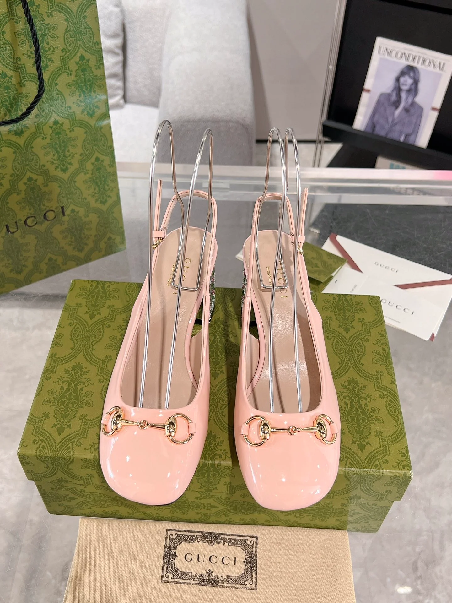 Gucc 26ss rhinestone slingback chunky heel