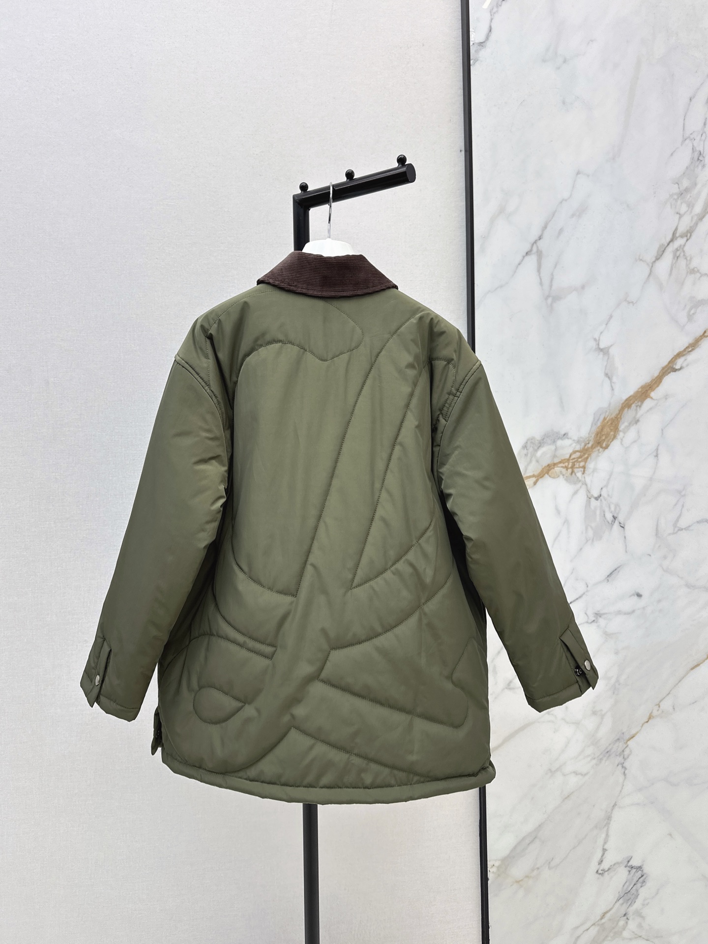 Loe 26fw padded jacket