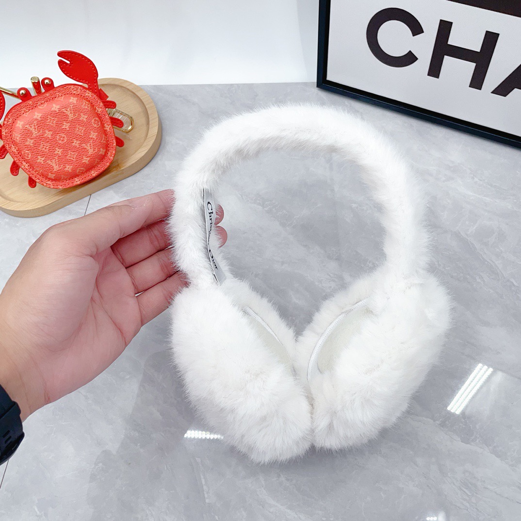 CD 26fw fluffy fur-look earmuffs